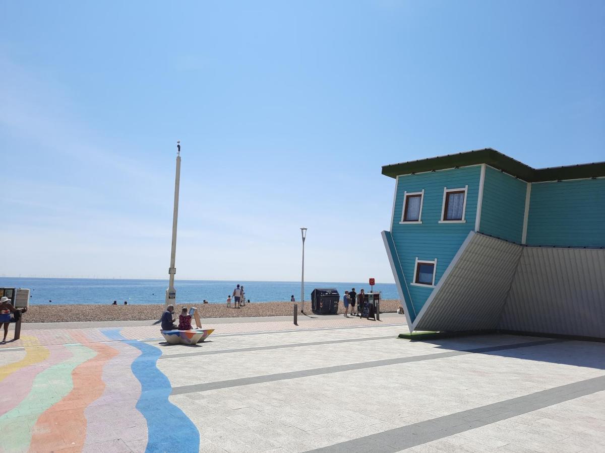 99 Steps To The Sea Apartment Brighton Exterior photo